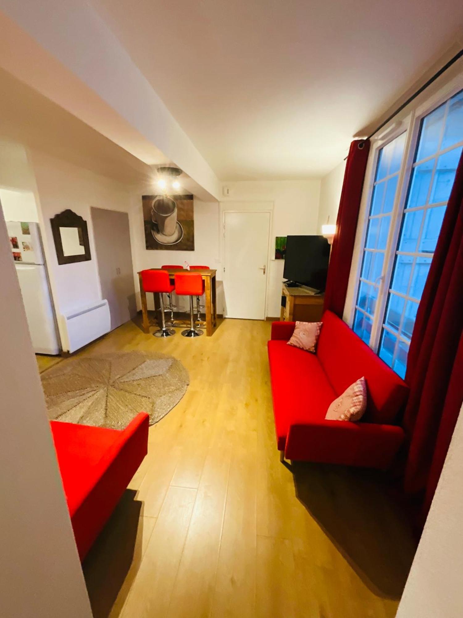 No 14 , 15 Meters Plein Centre Mirepoix Apartment Tres Calme Netflix ,Terrace Sleeps 4 70 M2 Exterior photo